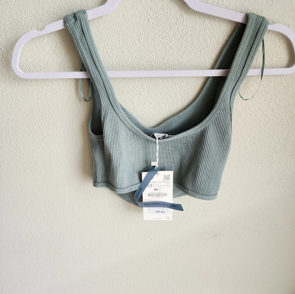Zara Limitless Contour Collection top - Picture 2 of 6